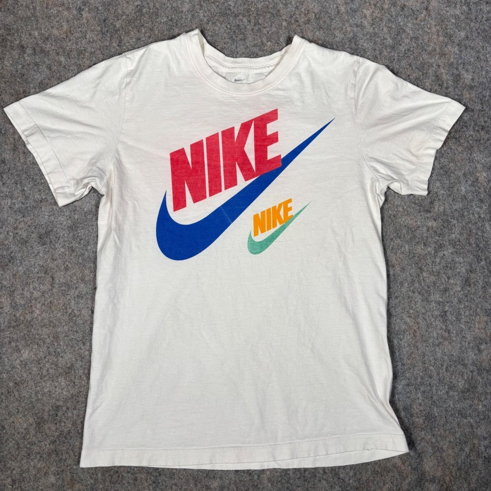 Nike Graphic‎ T-Shirt Mens Small White Stacked Swoosh Logo Short Sleeve Tee 6996